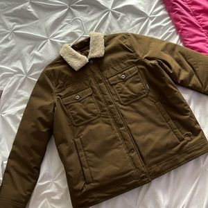 Women’s Eddie Bauer coat size LARGE. NEW WITHOUT TAGS